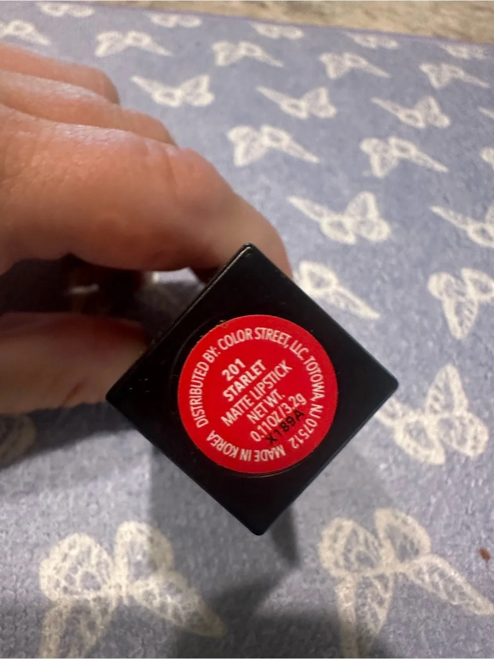 Color Street Vivid Red Lipstick - Classic Red Cream